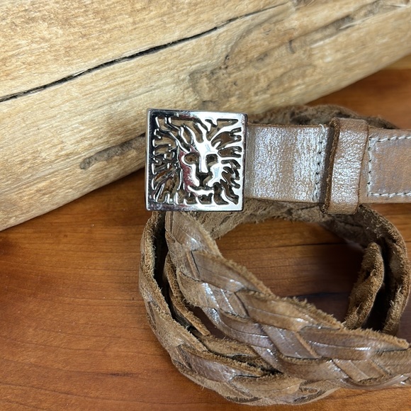 Anne Klein tan/silver braided leather belt w/silver  lions face buckle. Size M - Picture 2 of 5